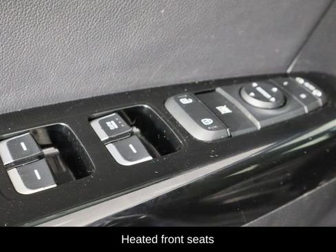 Used 2020 Kia Sportage EX image 22