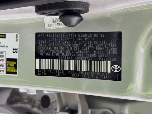 Used 2024 Toyota Corolla LE FWD image 37