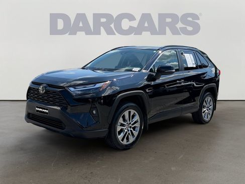 Used 2023 Toyota RAV4 XLE Premium AWD/4WD image 3
