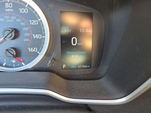 Used 2020 Toyota Corolla SE w/ Carpet Mat Package image 15