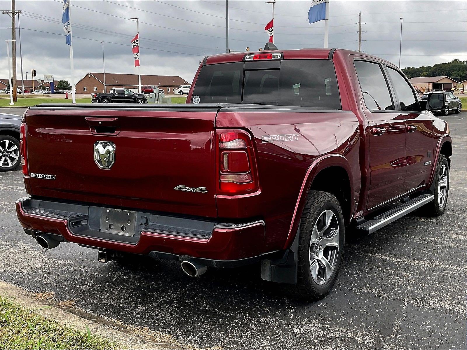 Used 2020 RAM 1500 Laramie w/ Sport Appearance Package AWD/4WD image 2