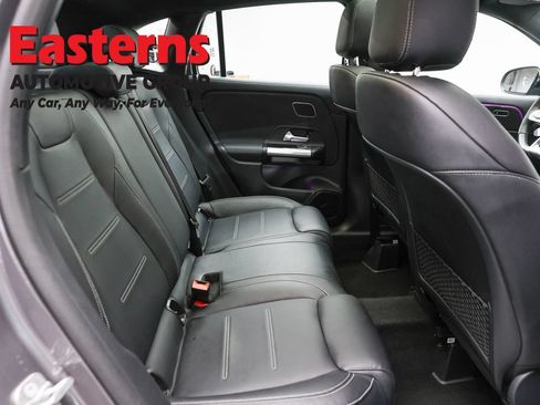 Used 2023 Mercedes-Benz GLA 35 AMG 4MATIC image 25