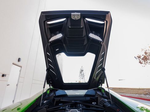 Used 2023 Lamborghini Huracan Tecnica image 55