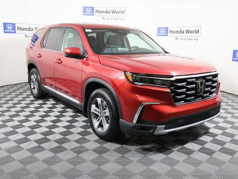 New 2025 Honda Pilot EX-L image 3