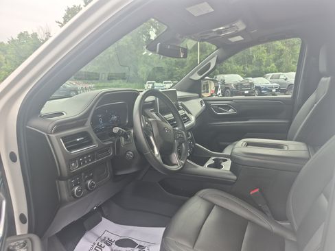 Certified 2023 Chevrolet Tahoe Z71 w/ Luxury Package AWD/4WD image 9