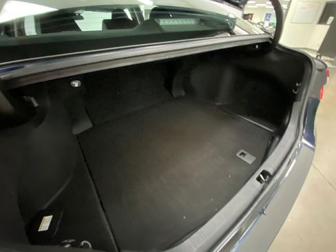 Used 2020 Toyota Camry SE FWD image 17