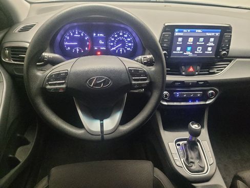 Used 2018 Hyundai Elantra GT FWD image 22