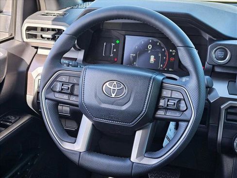 New 2026 Toyota 4Runner SR5 image 11