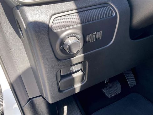 New 2026 Jeep Grand Wagoneer Limited AWD/4WD image 18