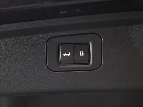 Used 2025 INFINITI QX80 Luxe image 19