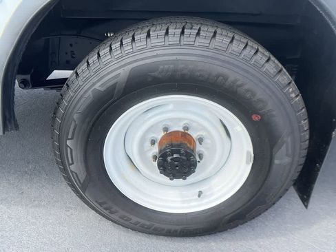 New 2025 Ford E-350 and Econoline 350 Super Duty w/ Power Equipment Group image 31