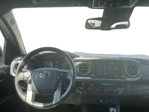 Used 2023 Toyota Tacoma TRD Off-Road AWD/4WD image 10