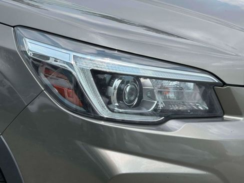 Used 2020 Subaru Forester Touring AWD/4WD image 8
