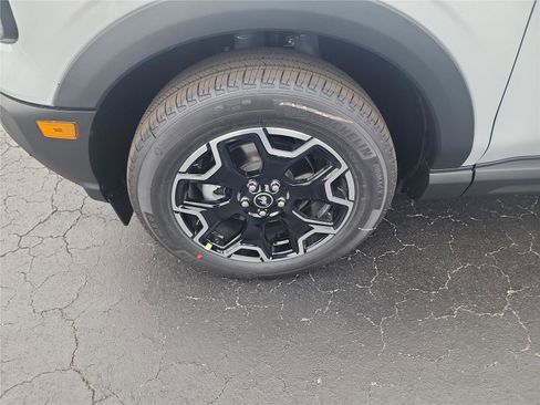 New 2026 Ford Bronco Sport Outer Banks w/ Outer Banks Tech Package+ image 9