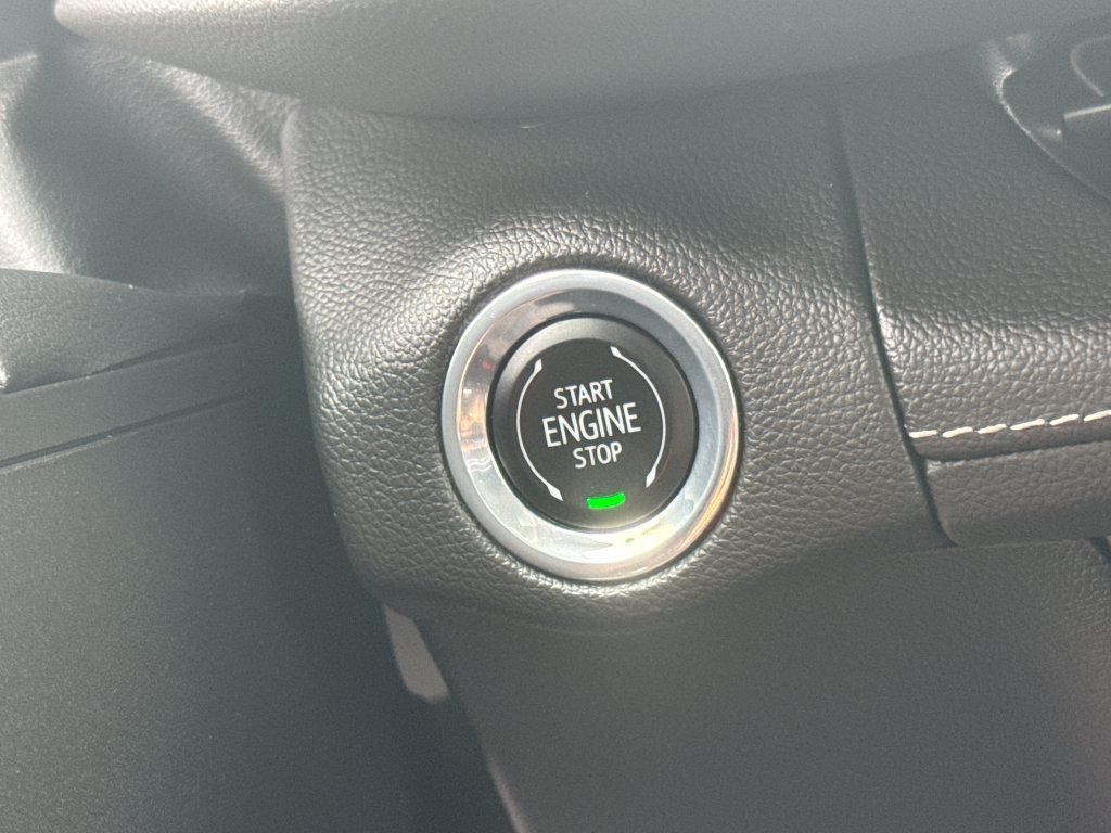 Certified 2023 Buick Envision Preferred AWD/4WD image 22