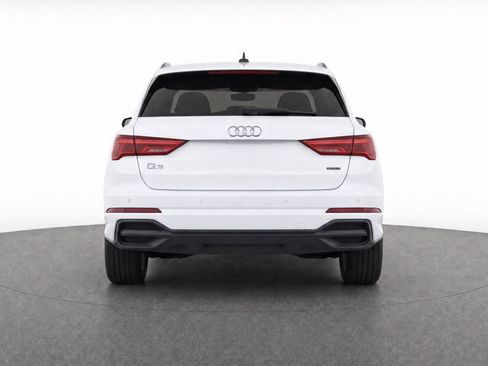Used 2025 Audi Q3 2.0T Premium AWD/4WD image 3