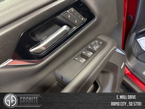 New 2026 GMC Yukon XL Denali w/ Advanced Technology Package AWD/4WD image 11