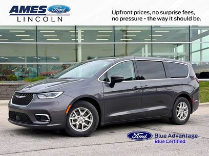 Used 2023 Chrysler Pacifica Touring-L