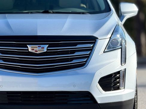 Used 2017 Cadillac XT5 Luxury w/ Driver Awareness Package image 14