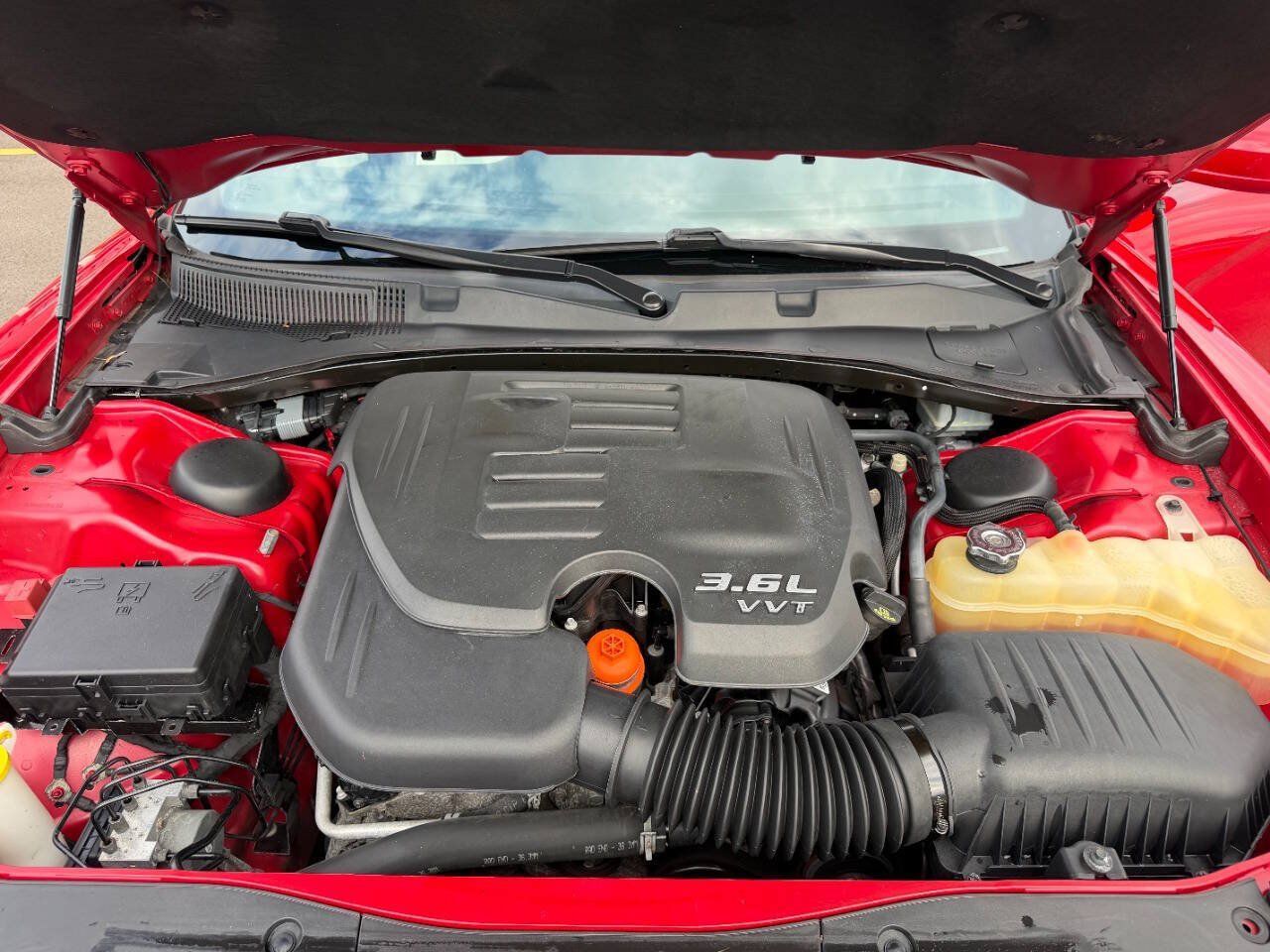 Used 2016 Dodge Charger SXT w/ AWD Plus Group image 9