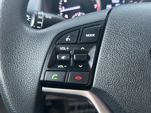 Used 2018 Hyundai Tucson SE FWD image 16