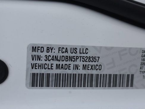 Used 2023 Jeep Compass Altitude w/ Sun and Sound Group image 42