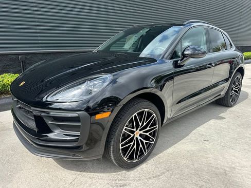 Certified 2026 Porsche Macan Turbo AWD/4WD image 7