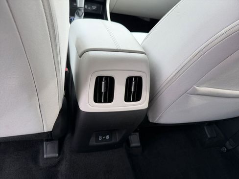 Used 2025 Hyundai Tucson SEL image 24