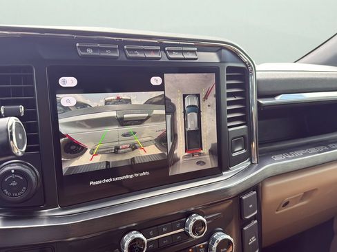 Certified 2024 Ford F450 Lariat w/ Lariat Ultimate Package AWD/4WD image 19