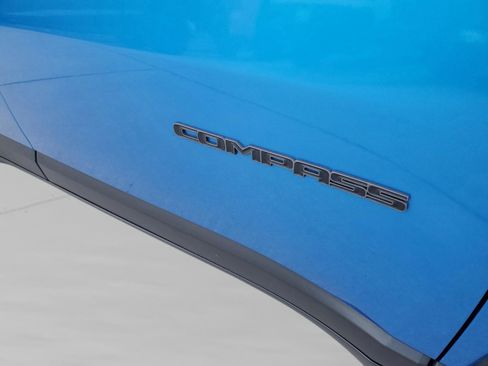 Certified 2025 Jeep Compass Latitude w/ Altitude Special Edition image 6