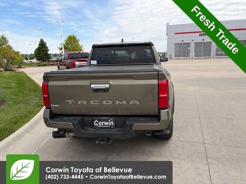 Used 2024 Toyota Tacoma Limited w/ Limited Package (LT) AWD/4WD image 5