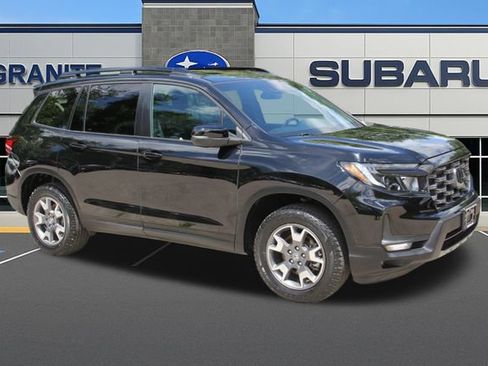 Used 2023 Honda Passport TrailSport image 13