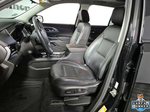 Used 2021 Chevrolet Traverse Premier w/ Redline Edition AWD/4WD image 9