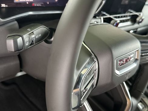 New 2025 GMC Canyon Elevation w/ Convenience Package image 20