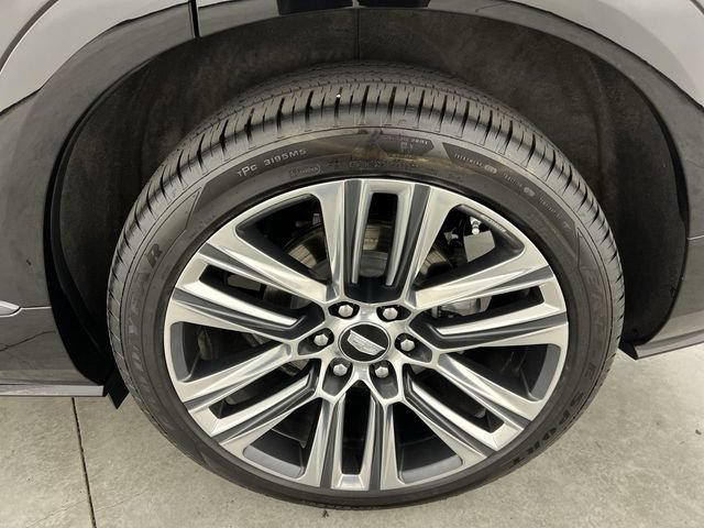 Certified 2026 Cadillac Vistiq Sport w/ LPO, Floor Liner Package AWD/4WD image 33