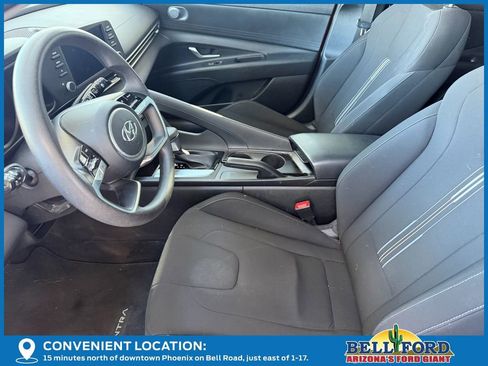 Used 2022 Hyundai Elantra SEL image 9