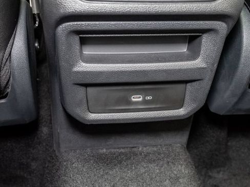 Used 2023 Volkswagen Taos SEL AWD/4WD image 29