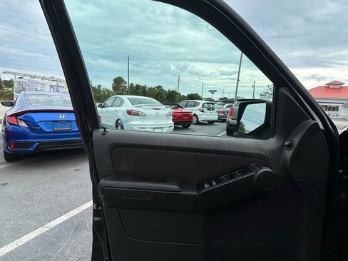 Used 2010 Ford Explorer Sport Trac XLT image 22