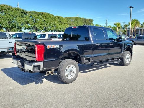 New 2026 Ford F250 XLT w/ FX4 Off-Road Package AWD/4WD image 9