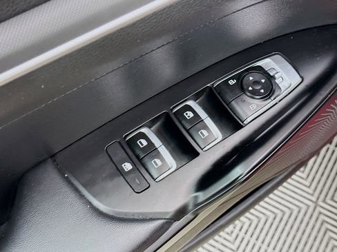 Used 2022 Kia K5 LXS image 17