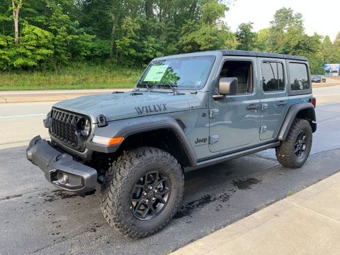 New 2025 Jeep Wrangler Unlimited Sport image 6