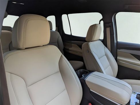 New 2026 Buick Enclave Preferred w/ Power Package image 16