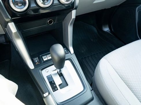 Used 2018 Subaru Forester 2.5i Premium image 20