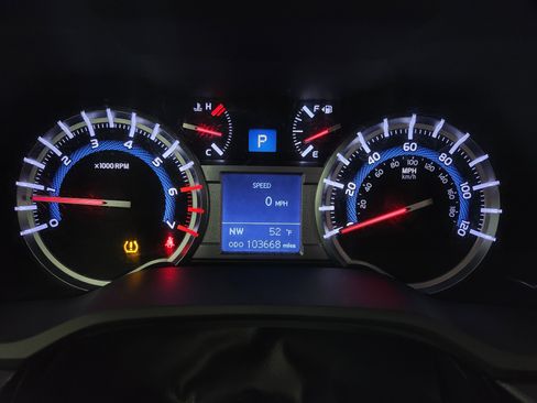 Used 2019 Toyota 4Runner TRD Off-Road image 14