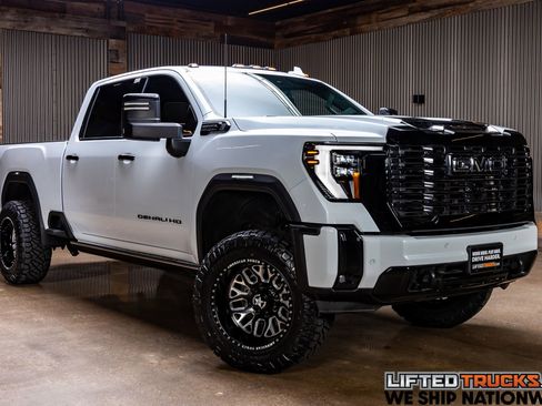 Used 2026 GMC Sierra 2500 Denali Ultimate AWD/4WD image 1