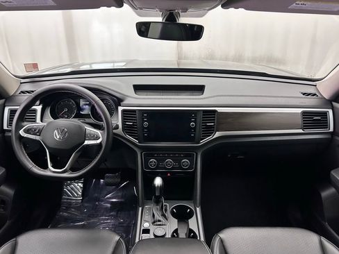 Used 2021 Volkswagen Atlas SE image 27