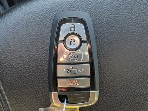 Used 2023 Ford F250 XLT w/ XLT Premium Package image 30