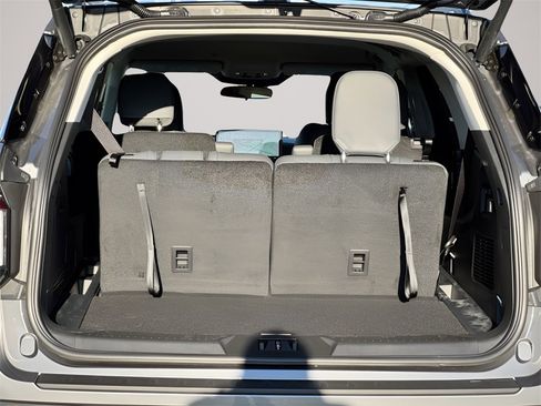 New 2026 Ford Explorer Active w/ Active Comfort Package image 20