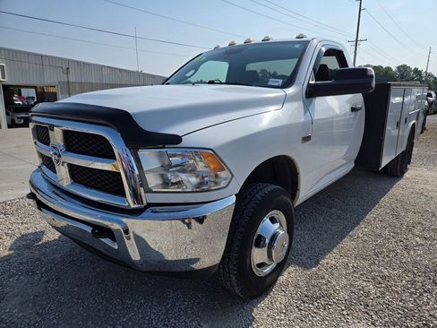 Used 2018 RAM 3500 Tradesman w/ Power & Remote Entry Group RWD image 5