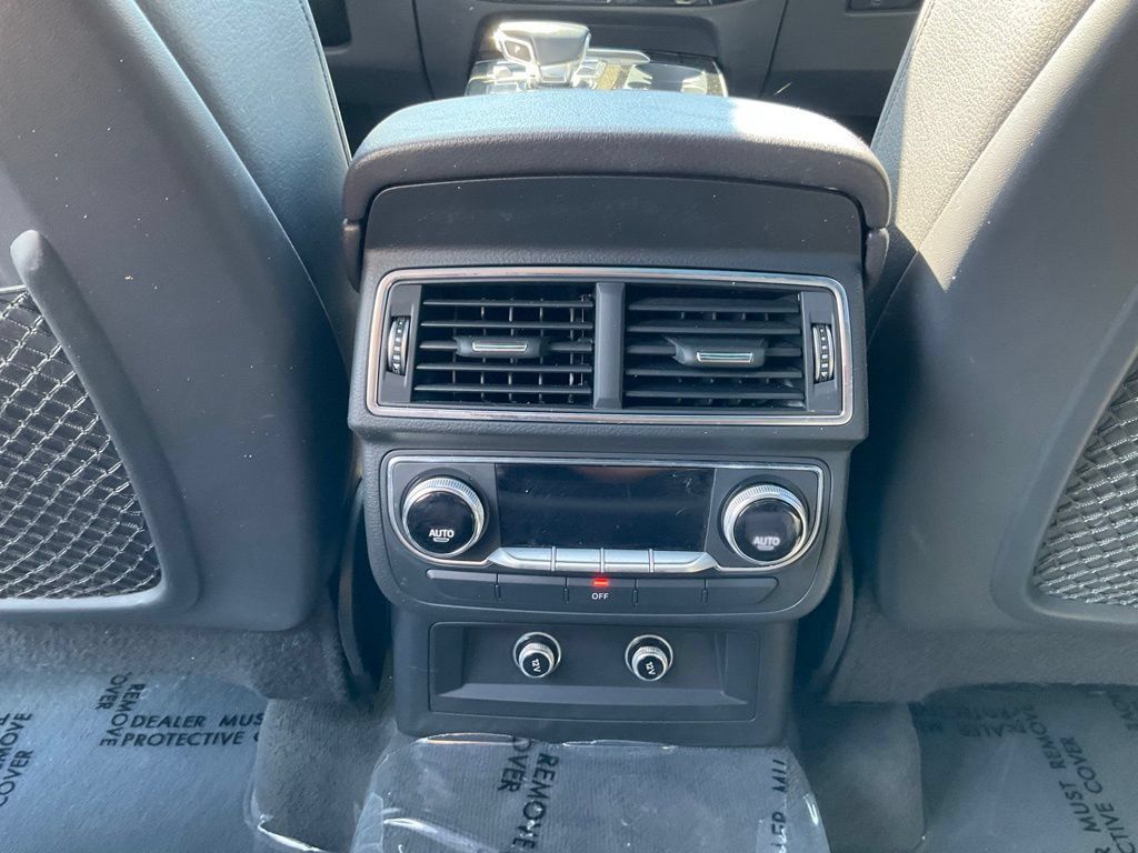 Used 2019 Audi Q7 3.0T Prestige w/ Prestige Package AWD/4WD image 42